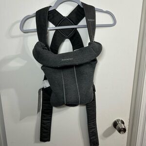 BabyBjörn Baby Mini, Charcoal Gray